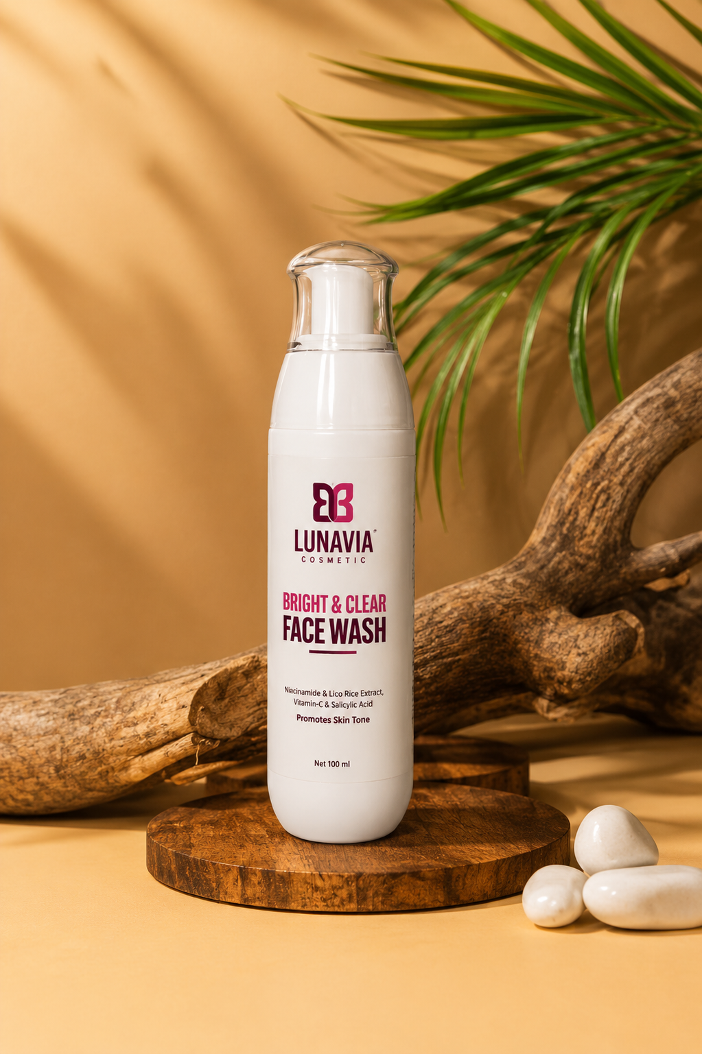 Bright & Clear Face Wash with Niacinamide, Vitamin C & Salicylic Acid | Deep Cleansing Face Wash for Glowing Skin, Oil Control & Brightening | 100ml